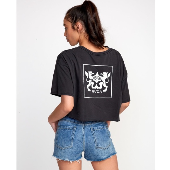 🔥🔥RVCA - BOXY CREST TEE🔥🔥 - Picture 2 of 8